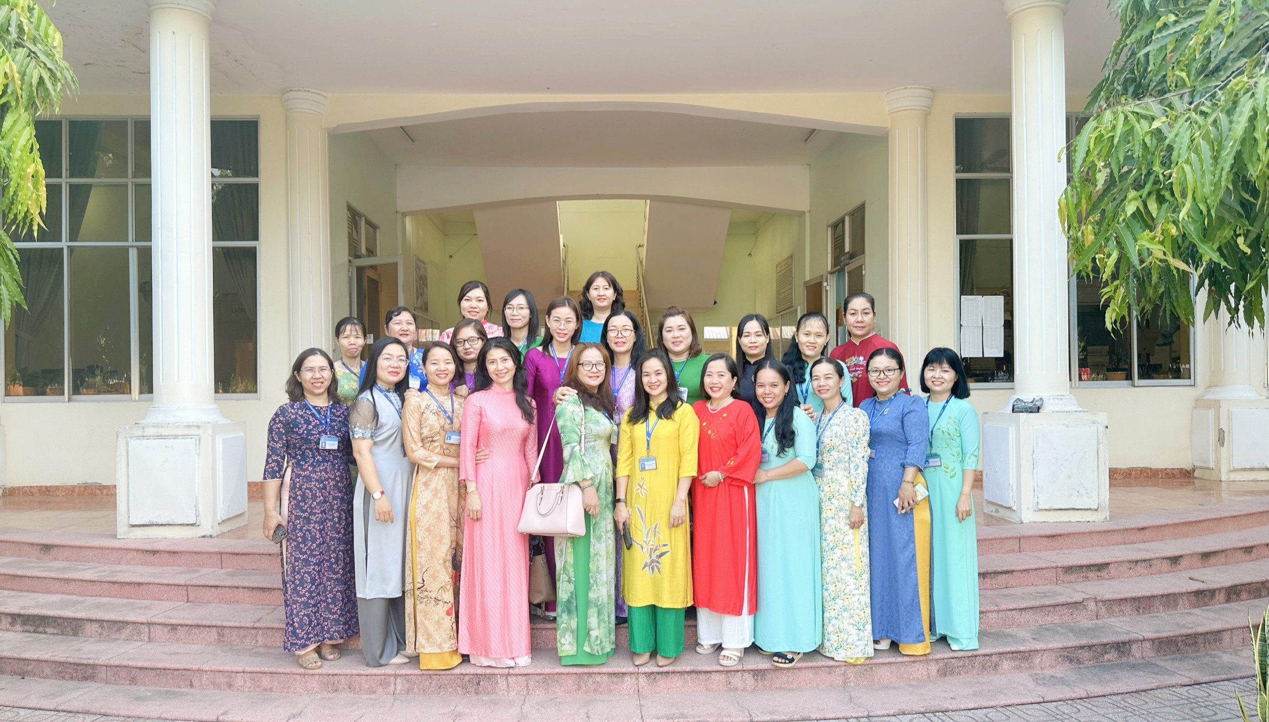 Trường Cao đẳng nghề Tây Ninh - Hưởng ứng tuần lễ áo dài năm 2024